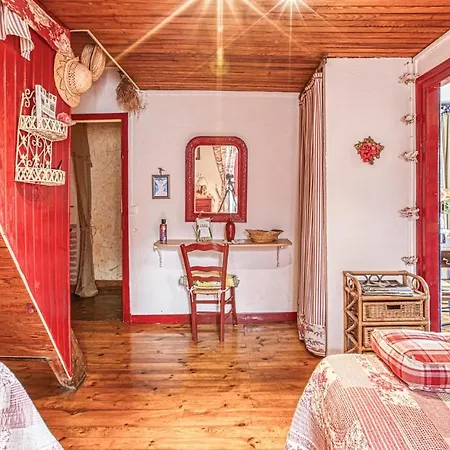 2 Bedroom In Laurent D'olt Hébergement de vacances *