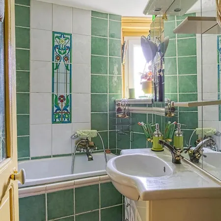 2 Bedroom In Laurent D'olt Hébergement de vacances *