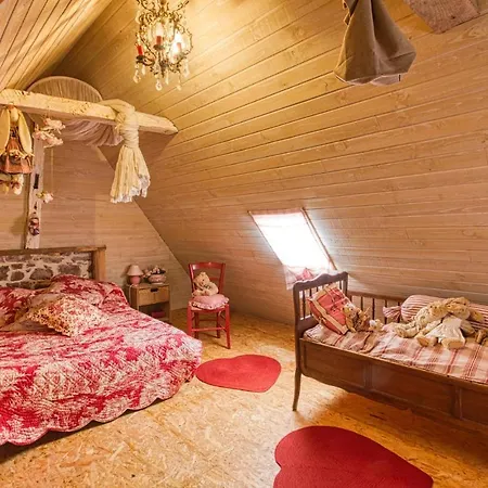 Stunning In Laurent D'olt Saint-Laurent-dʼOlt